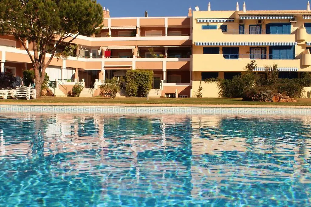 Apartamento T2 Vilamoura クアルテイラ